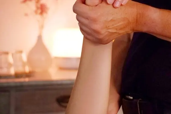 sportmassage zwolle haptische-massage-arm-600x400